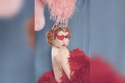 Les Meneuses : la revue signée Maud’Amour qui revisite le genre au Théâtre Les Étoiles