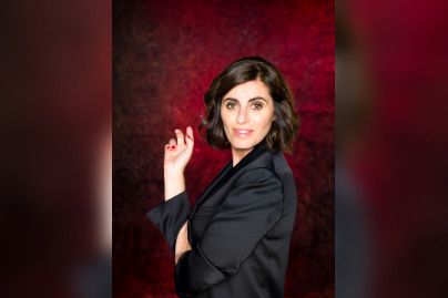 Sandrine Sarroche au Théâtre Les Feux de la Rampe : notre critique