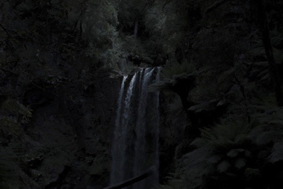 The Crossing, l'exposition de Katrin Koenning au Cloître ouvert