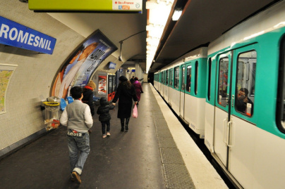Coronavirus : des masques en vente dans les stations de métro dès le 11 mai