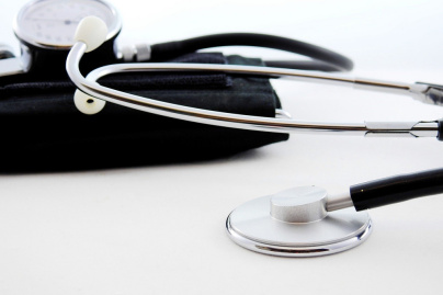 Covid : l'hôpital "ne supportera pas une quatrième vague" selon Jean-Michel Constantin