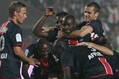 Ligue 1 : Paris reste sur le podium