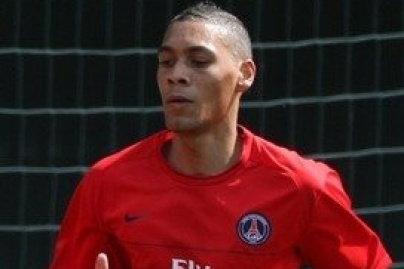 Hoarau - "Ni en vacances, ni en récréation"