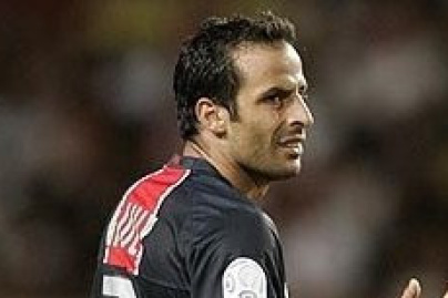 Giuly a toujours mal