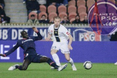 Sakho suivi par le grand Barça ?