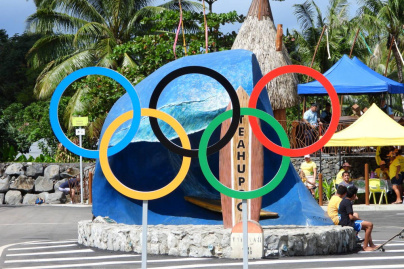 JO 2024 : Le Surf Olympique Débarque à Teahupo’o, Tahiti – Un Paradis pour les Surfeurs