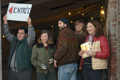 [Télé] Discount : Une comédie sociale pleine de solidarité et d’humour sur C8