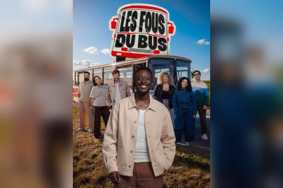 Les Fous du Bus sur Prime Video : Ahmed Sylla entraîne six humoristes sur les routes de France