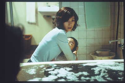 Dark Water : Hitomi Kuroki, Rio Kanno
