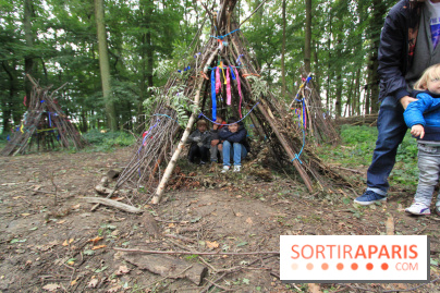 Construction de cabanes au Villages Nature