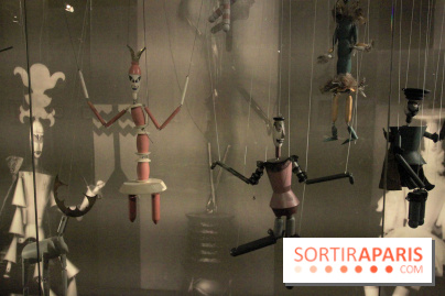 Exposition DADA au Musée de l'Orangerie - marionnettes pour Le Roi Cerf, Mel Myland et Sabine Gysin d'après Sophie Taeuber (1918), 1993