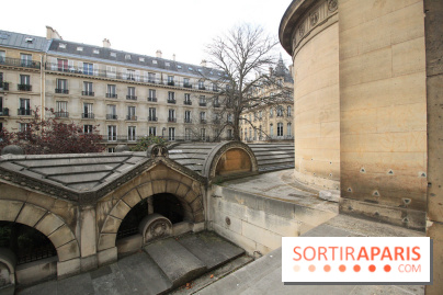 Un monde de plis à la chapelle Expiatoire
