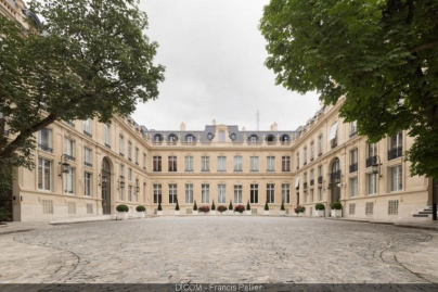 Police : un "Beauvau de la Sécurité" dès janvier annonce Emmanuel Macron 