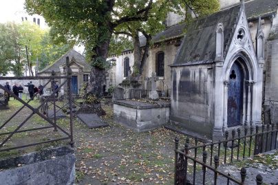 Le plus petit cimetière de Paris