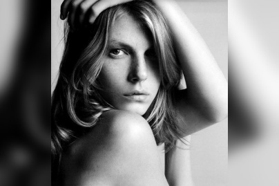 La mannequin Angela Lindvall entre au Musée Grévin