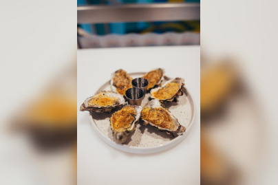 Un bar à huitres éphémère chez Mersea à Beaupassage