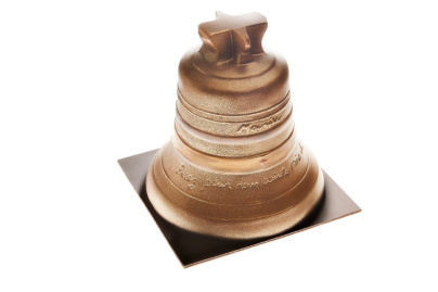 Pierre Marcolini soutient Notre-Dame de Paris avec une pâtisserie chocolatée