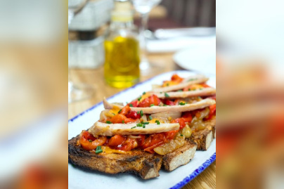 La recette de la Tostada Escalibada de Gaston Acurio, chef de La Gare