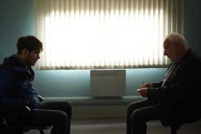 François Civil et François Berléand dans Deux Moi de cédric Klapisch