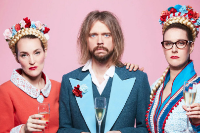 Blond and Blond and Blond à l'Européen avec Mariaj en chonsons 