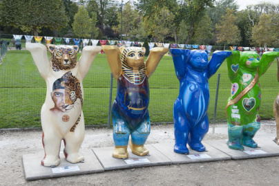 Les oursons géant du Champs de Mars à Paris - , Les United Buddy Bears à Paris
