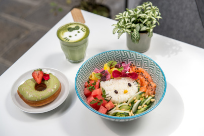 Umami Matcha Café x Hello Kitty