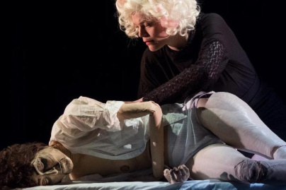 D'étranges marionnettes : Chambre Noire au Carreau du Temple