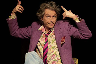 Pas d'souci : le seul en scène de Philippe Fertray au Théâtre de la Contrescarpe