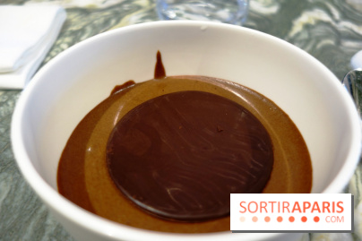 Zebra par Alexandre Giesbert et Julien Ross dans le 16e à Paris