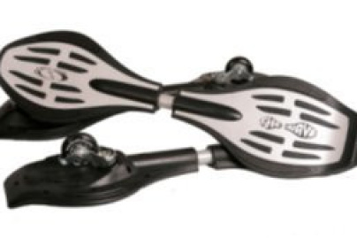 Un nouveau concept de glisse présenté à la Foire de Paris 2009 : le Street Surfing