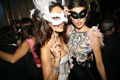 Paris accueille la plus grande soirée masquée+Défilé Mode Masqué