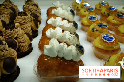 Boutique commune À la Mère de Famille et Stohrer à Paris