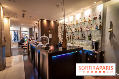 Tea-time Hotel Duo by Kevin Lacote