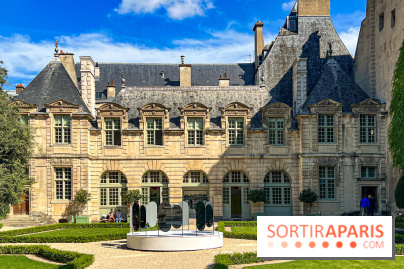 Paris Design Week 2024 : l'installation aux miroirs de Paul Cocksedge à l'Hôtel de Sully