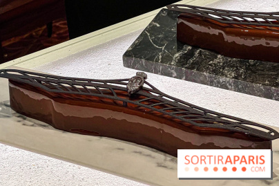 La Bûche de Noël Full Vanille du Royal Monceau Raffles Paris x Messika 2023 par Quentin Lechat