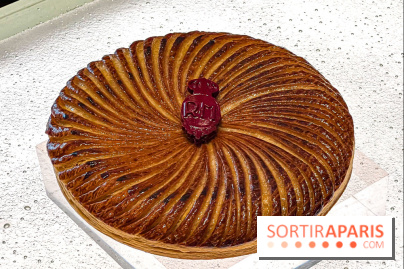 La Galette des rois vanille et marron du Royal Monceau - Raffles Paris 2024
