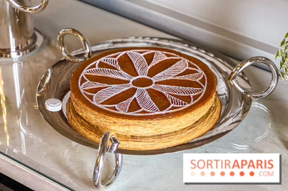 Amande, Vanille & Praliné Spéculoos la galette des rois 2026 de Matthieu Carlin à l'Hôtel de Crillon