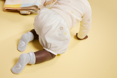 Louis Vuitton va lancer sa ligne de vêtements pour bébés