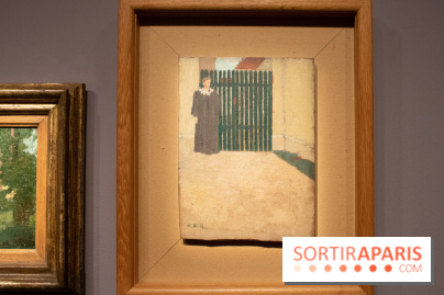 Femme devant un portail vert, Ker-Xavier Roussel, vers 1891 - exposition le Talisman de Sérusier au Musée d'Orsay