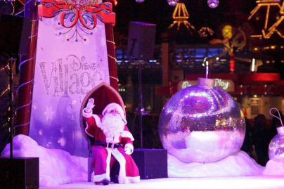 Le Père Noël au Disney Village