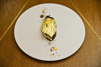 Le Sergent Recruteur - Chocolat à l'infusion de gingembre, sorbet cacao et citron vert sous un voile d'or