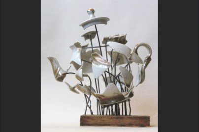 Milles-Pattes  Porcelaine, métal