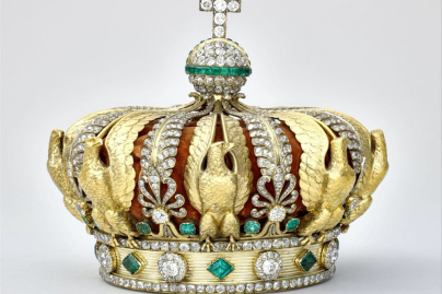  couronne de l'impératrice Eugénie musée du Louvre