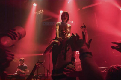 L'Eveil, le documentaire gratuit autour de la solidarité et de la fête