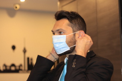Coronavirus : les entreprises devraient stocker des masques pour 10 semaines, selon le gouvernement