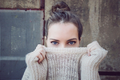 Confinement : des influenceuses dévoilent les looks à adopter à la maison