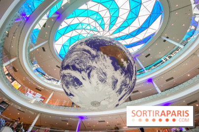 Gaïa de Luke Jerram à Beaugrenelle