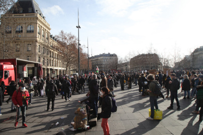 Manifestation pour les libertés à République 
