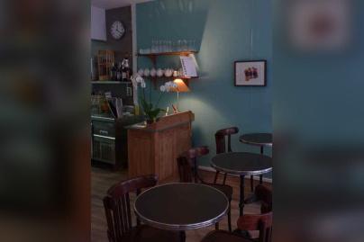 Eh oui !!!, restaurant - salon de thé à Paris