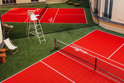 Fouquet's Pickleball Club : une expérience sportive dans la cour de cet hôtel de luxe cet été